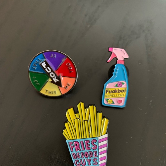 Statement Pins - Picture 2 of 4